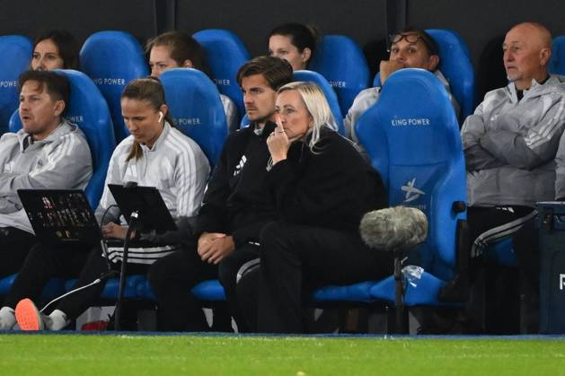 Belgium v Poland - FIFA Women s World Cup 2027 UEFA Qualifiers LEUVEN, BELGIUM - OCTOBER 09 : Gunnarsdottir Elisabet head coach of Belgium during the FIFA Women s World Cup 2027 UEFA European Qualifiers play-offs round 1 path 2 first leg match between Belgium and Poland on October 9, 2026 in Leuven, Belgium, 09 10 2026 Leuven Belgium  Copyright: xVincentxKalutx