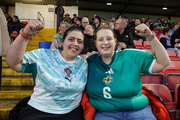 2027 FIFA Women s World Cup Round One Qualifying Play-off First Leg, Inver Park, Larne 9 10 2026 Northern Ireland vs Portugal A view of a Portugal fan and Northern Ireland fan ahead of the match A view of a Portugal fan and Northern Ireland fan ahead of the match 9 10 2026  Copyright: xx N Ireland v Portugal_025