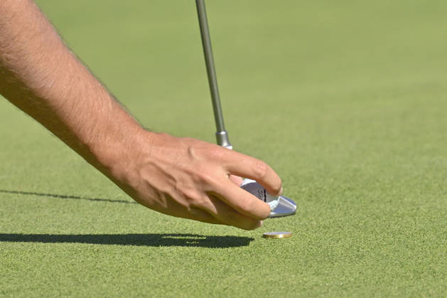 October 9, 2026, Madrid, Madrid, Spain: Close-up of a playerÃ¢â‚¬â ¢s hand placing the ball on the mark during the Open de EspaoÂ±a presented by Madrid at Club de Campo Villa de Madrid on October 09, 2026 in Madrid, Spain. Open GOLF De Spain Presented By Madrid - 10.09.26 (Second Day)  - ZUMAc312 20261009_zsp_c312_432 Copyright: xOscarxManuelxSanchezx