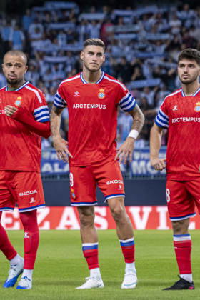 MALAGA, SPAIN - OCTOBER 9: Roberto Fernandez (N9) before La Liga match between Malaga and RCD Espanyol at the Estadio de la Rosaleda on the 9th of October, 2026 in Malaga, Spain Copyright: xAndresxLopezxSheridanxx xSPPx Sportspressphoto_SPR249655