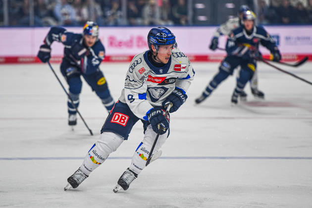 October 9, 2026, Munich, Germany PENNY DEL, German Ice Hockey League, 2026–27 season, Matchday 7: EHC Red Bull Munich vs. ERC Ingolstadt at SAP Garden in Munich; Moritz Warnecke of EHC Red Bull Munich skating, in motion on the ice