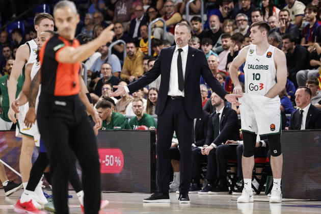October 9, 2026, Barcelona, Barcelona, Spain: Tomas Masiulis, Head Coach Of Zalgiris Kaunas, gestures during the EuroLeague League Phase MD 4 match played between FC Barcelona, Barca and Zalgiris Kaunas at Palau Blaugrana on October 09, 2026 in Barcelona, Spain. FC Barcelona V Zalgiris Kaunas - Euroleague 2026 2027 - ZUMAa181 20261009_zaa_a181_274 Copyright: xJavierxBorregox