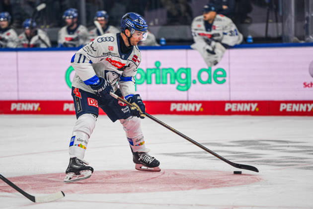 October 9, 2026, Munich, Germany PENNY DEL, German Ice Hockey League, 2026–27 season, Match Day 7: EHC Red Bull Munich vs. ERC Ingolstadt at SAP Garden in Munich Kenny Agostino of ERC Ingolstadt on the puck, with the puck, in possession of the puck