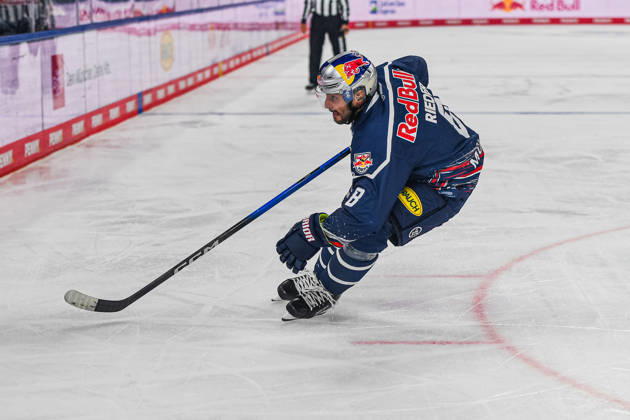 October 9, 2026, Munich, Germany PENNY DEL, German Ice Hockey League, 2026–27 season, Matchday 7: EHC Red Bull Munich vs. ERC Ingolstadt at SAP Garden in Munich; Tobias Rieder of EHC Red Bull Munich skating, in motion on the ice