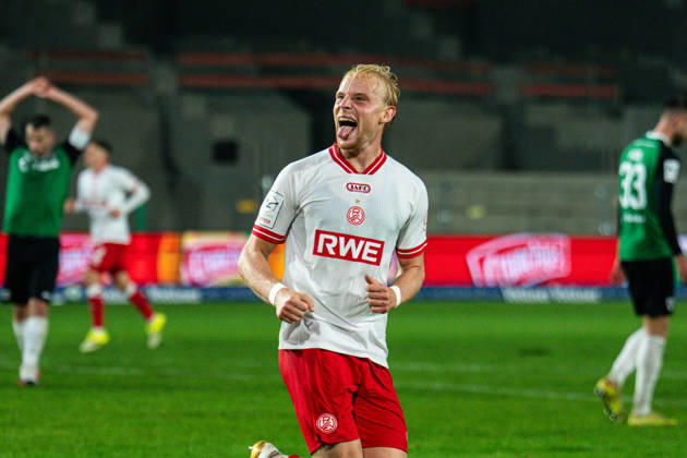 October 9, 2026, 3rd Division, Matchday 8, SC Preußen Münster vs. Rot-Weiss Essen at the LVM Preußenstadion—the goal that tied the score at 2–2, with Ben Hüning of Essen celebrating here. IMPORTANT NOTICE: In accordance with DFB and DFL regulations, it is prohibited to use or allow the use of photographs taken in the stadium and or during the game in the form of sequential images and or video-like photo series Copyright: xJordyxFourgonx