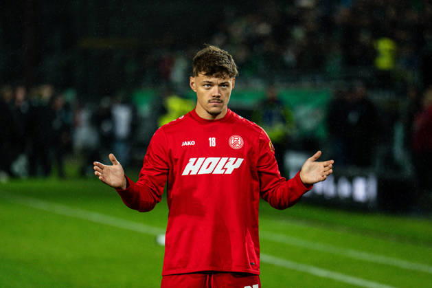 October 9, 2026, 3rd Division, Matchday 8, SC Preußen Münster vs. Rot Weiss Essen at the LVM Preußenstadion; Jannik Hofmann, Essen, disappoints. IMPORTANT NOTICE: In accordance with DFB and DFL regulations, it is prohibited to use or allow the use of photographs taken in the stadium and or during the game in the form of sequential images and or video-like photo series Copyright: xJordyxFourgonx