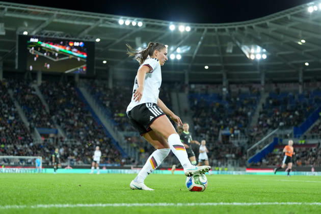 Melissa Kössler Melissa Koessler German Women s National Team, 18 on the Ball, Germany, soccer, international match, friendly match, exhibition match, 2026 2027, Germany vs. Australia, October 9, 2026, BBBank Wildpark, Karlsruhe, Karlsruhe, BBBank Wildpark, Baden-Württemberg, Germany Copyright: xArnexAmbergx