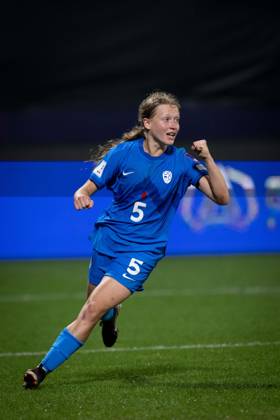 Turkiye v Slovenia - 2027 FIFA Women’s World Cup European Qualifiers ISTANBUL, TURKIYE - OCTOBER 9: Naja Mihelic (5) of Slovenia celebrates after scoring a goal during the 2027 FIFA Women’s World Cup European qualifiers play-off first-leg match between Turkiye and Slovenia at Pendik Stadium in Istanbul, Turkiye, on October 9, 2026. Didem Mente Anadolu Istanbul Turkey. Editorial use only. Please get in touch for any other usage. Copyright: x2026xAnadoluxDidemxMentex