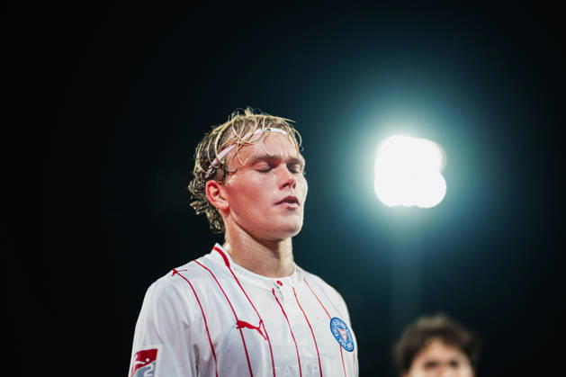2. Bundesliga: Eintracht Braunschweig vs. Holstein Kiel, October 9, 2026; Noah Madsen, Holstein Kiel; 5 Soccer; 2. Bundesliga; Matchday 7: Eintracht Braunschweig vs. Holstein Kiel on October 9, 2026, at Eintracht Stadium, Braunschweig DFL regulations prohibit any use of photographs as image sequences and or quasi-video Copyright: xBEAUTIFULxSPORTS Tonhäuserx