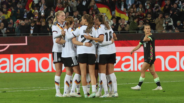 Karlsruhe, Women s International Soccer Match: Germany vs. Australia, Germany Celebrates