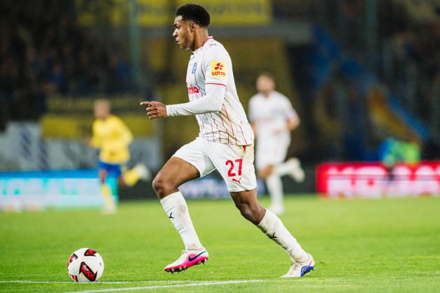 2. Bundesliga: Eintracht Braunschweig vs. Holstein Kiel, October 9, 2026 Ikem Arinzechukwu Ugoh Holstein Kiel, 27 Soccer, 2. Bundesliga, Matchday 7 Eintracht Braunschweig vs. Holstein Kiel on October 9, 2026 at Eintracht Stadium, Braunschweig DFL REGULATIONS PROHIBIT ANY USE OF PHOTOGRAPHS AS IMAGE SEQUENCES AND OR QUASI-VIDEO Copyright: xBEAUTIFULxSPORTS Tonhäuserx