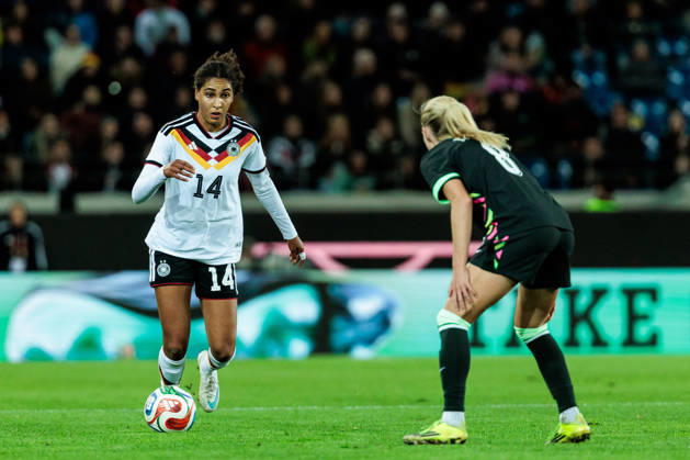 KARLSRUHE, GERMANY - OCTOBER 09: Cora Zicai (Germany, 14) controls the ball against Kaitlyn Torpey (Australia, 8) during the International Friendly, Länderspiel, Nationalmannschaft match between Germany vs. Australia at BBBank Wildpark on October 09, 2026 in Karlsruhe, Germany. Germany Copyright: xSteffiexWunderlx