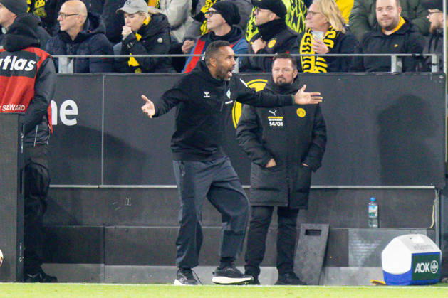 Dortmund, Germany October 9, 2026 Bundesliga 2026–2027 Matchday 5: Borussia Dortmund vs. SV Werder Bremen Pictured: SVW coach Daniel Thioune giving instructions from the sidelines. DFL and DFB regulations prohibit any use of photographs as image sequences and or quasi-video. Signal Iduna Park, North Rhine-Westphalia Copyright: xFotostandx xZeisingx