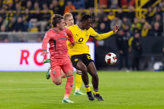 Dortmund, Germany October 9, 2026 Bundesliga 2026–2027 Matchday 5: Borussia Dortmund vs. SV Werder Bremen Pictured from left: Chuki (SVW) and Joane Gadou (BVB) in a tackle. DFL and DFB regulations prohibit any use of photographs as image sequences and or quasi-video. Signal Iduna Park NorthRhineland-Westphalia Copyright: xFotostandx xZeisingx