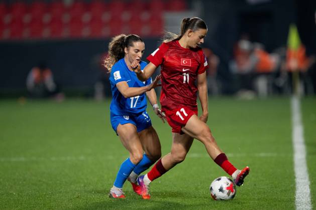 Turkiye v Slovenia - FIFA Women s World Cup 2027 European Qualifiers ISTANBUL, TURKIYE - OCTOBER 09: Tuana Mahmoud (11) of Turkiye competes during the FIFA Women s World Cup 2027 European Qualifiers Play-offs Round 1 First Leg between Turkiye and Slovenia at Pendik Stadium in Istanbul, Turkiye, on October 09, 2026. Didem Mente Anadolu Istanbul Turkey. Editorial use only. Please get in touch for any other usage.  Copyright: x2026xAnadoluxDidemxMentex