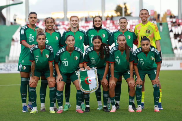 Algerie vs Republique centrafricaine feminine (Qualifications JO Les titulaires algeriens posent pour une photo de groupe avant le match Algerie contre Republique centrafricaine feminine, Qualifications JO Los Angeles 2028, au Stade de 5 Juillet a Alger, en Algerie, le 09 Octobre 2026 (Photo By Billel Bensalem APP Images) Alger Algerie Copyright: xAlgà riexPressexPhotosxAPPxBillelxBensalemx xAPPxImagesx 670A1646