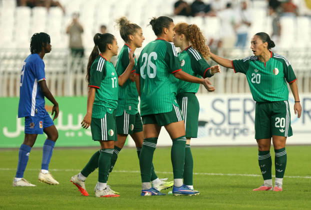 Algerie vs Republique centrafricaine feminine (Qualifications JO les Joueuse d Algerie celebre le Bute contre Republique centrafricaine, lors du match Algerie contre Republique centrafricaine feminine, Qualifications JO Los Angeles 2028, au Stade de 5 Juillet a Alger, en Algerie, le 09 Octobre 2026 (Photo By Billel Bensalem APPImages) Alger Algerie Copyright: xAlgà riexPressexPhotosxAPPxBillelxBensalemx xAPPxImagesx 670A1777