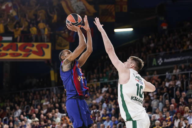 October 9, 2026, Barcelona, Barcelona, Spain: Kevin Paunter of FC Barcelona, Barca and Azuolas Tubelis Of Zalgiris Kaunas in action during the EuroLeague League Phase MD 4 match played between FC Barcelona and Zalgiris Kaunas at Palau Blaugrana on October 09, 2026 in Barcelona, Spain. FC Barcelona V Zalgiris Kaunas - Euroleague 2026 2027 - ZUMAa181 20261009_zaa_a181_292 Copyright: xJavierxBorregox