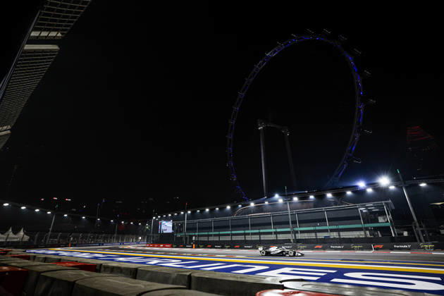 F1 - SINGAPORE GRAND PRIX 2026 11 PEREZ Sergio (mex), Cadillac F1 Team MAC-26, action during the 2026 Formula 1 Singapore Grand Prix, 17th round of the 2026 Formula One World Championship, WM, Weltmeisterschaft from October 9 to 11, 2026 on the Marina Bay Street Circuit, in Singapore, Singapore - SingaporeSingapore  Copyright: xJulienxDelfossex