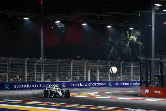 F1 - SINGAPORE GRAND PRIX 2026 11 PEREZ Sergio (mex), Cadillac F1 Team MAC-26, action during the 2026 Formula 1 Singapore Grand Prix, 17th round of the 2026 Formula One World Championship, WM, Weltmeisterschaft from October 9 to 11, 2026 on the Marina Bay Street Circuit, in Singapore, Singapore - SingaporeSingapore  Copyright: xJulienxDelfossex