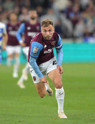 West Ham vs QPR Championship Jarrod Bowen of West Ham United during the West Ham vs Queens Park Rangers, EFL Championship match at the London Stadium Stratford. This image is for EDITORIAL USE ONLY. Licence required from the Football DataCo for any other use. London The London Stadium UK Copyright: xMartinxDaltonx WestHam_vs_QPR_091026_MD_113