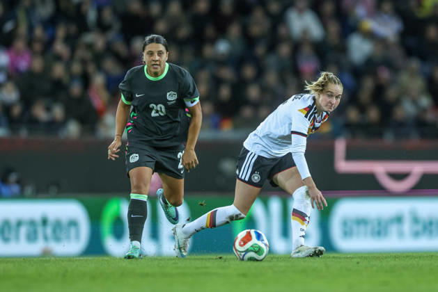 GER, Karlsruhe, Germany vs. Australia, FIFA, DFB, soccer, 2026–2027 season, BBBank Wildpark, friendly match (pictured, from left): Sam Kerr, Australia 20, Janina Minge, Germany, Women’s National Team. DFB and DFL regulations prohibit any use of photographs as image sequences and or quasi-video. October 9, 2026 Copyright: HMBxMedia HendrikxHamelau