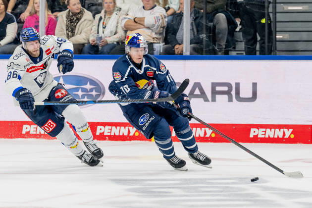 Battle for the Puck: Face-off between Daniel Pietta (ERC Ingolstadt, 86) and Elis Hede (EHC Red Bull Munich, 10 GER), EHC Red Bull Munich vs. ERC Ingolstadt, DEL, 2026–2027 Season, Matchday 7, October 9, 2026 Photo: HMB Media, Franz Feiner Copyright: HMBxMedia FranzxFeiner