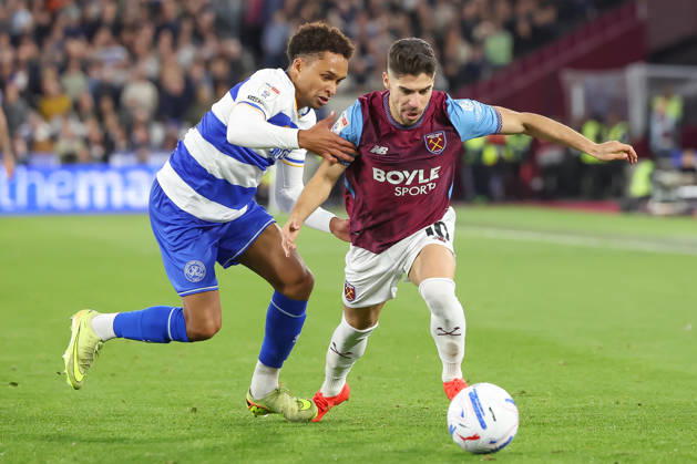 West Ham United v Queens Park Rangers, EFL Sky Bet Championship, EFL, Football, London Stadium, London, UK - 09 Oct 2026 Kealey Adamson of Queens Park Rangers fouls Manor Solomon of West Ham United London London Stadium Stratford GBR, UK NEWSPAPERS OUT Copyright: xEllixBirchx
