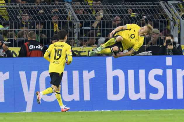 Daniel Svensson of Borussia Dortmund celebrates his goal, which made the score 1–0, during the Bundesliga match between Borussia Dortmund and SV Werder Bremen at Signal Iduna Park on October 9, 2026, in Dortmund, Germany. Photo by Max Maiwald, DeFodi Images. Daniel Svensson of Borussia Dortmund celebrates after scoring his team’s first goal during the Bundesliga match between Borussia Dortmund and SV Werder Bremen at Signal Iduna Park on October 9, 2026 in Dortmund, Germany. Photo by Max Maiwald, DeFodi Images. DFB and DFL regulations prohibit any use of photographs as image sequences and or quasi-video. Photo by Max Maiwald, DeFodi Images.