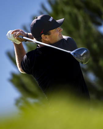 Open de Espana presented by Madrid - Day Two MADRID, SPAIN - OCTOBER 9: Patrick Reed of United States plays an approach shot on day two of the Open de Espana presented by Madrid at Club de Campo Villa de Madrid on October 9, 2026 in Madrid, Spain. Madrid Club de Campo Villa de Madrid Madrid Spain Copyright: xAlbertoxGardinx AGardin_20261009_Golf_Esp_Mad_1184