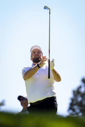 Open de Espana presented by Madrid - Day Two MADRID, SPAIN - OCTOBER 9: Shane Lowry of Ireland reacts on day two of the Open de Espana presented by Madrid at Club de Campo Villa de Madrid on October 9, 2026 in Madrid, Spain. Madrid Club de Campo Villa de Madrid Madrid Spain Copyright: xAlbertoxGardinx AGardin_20261009_Golf_Esp_Mad_1196
