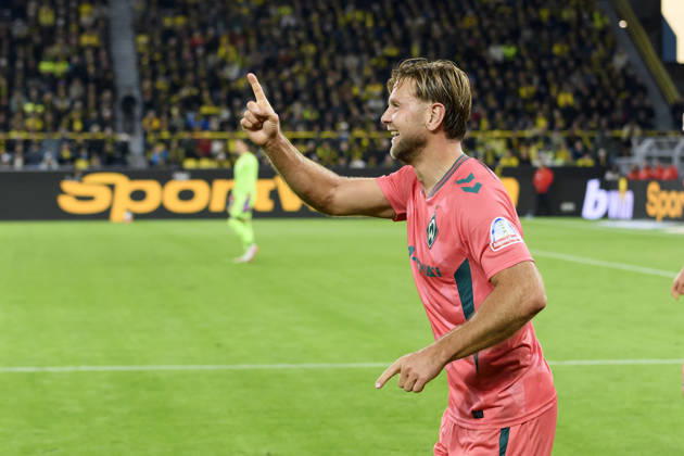Niclas Fuellkrug of SV Werder Bremen celebrates his goal, which tied the score at 2–2, during the Bundesliga match between Borussia Dortmund and SV Werder Bremen at Signal Iduna Park on October 9, 2026, in Dortmund, Germany. Photo by Max Maiwald, DeFodi Images. Niclas Fuellkrug of SV Werder Bremen celebrates after scoring his team’s second goal during the Bundesliga match between Borussia Dortmund and SV Werder Bremen at Signal Iduna Park on October 9, 2026 in Dortmund, Germany. Photo by Max Maiwald, DeFodi Images. DFB and DFL regulations prohibit any use of photographs as image sequences and or quasi-video. Photo by Max Maiwald, DeFodi Images.