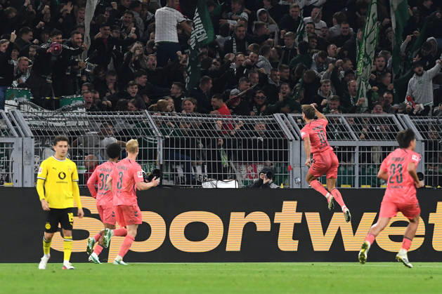 Niclas Fuellkrug of Werder Bremen celebrates his goal, which tied the score at 2–2, during the Bundesliga match between Borussia Dortmund and SV Werder Bremen at Signal Iduna Park on October 9, 2026, in Dortmund, Germany. Photo by Ralf Treese, DeFodi Images. Niclas Fuellkrug of Werder Bremen celebrates after scoring his team’s second goal during the Bundesliga match between Borussia Dortmund and SV Werder Bremen at Signal Iduna Park on October 9, 2026 in Dortmund, Germany. Photo by Ralf Treese, DeFodi Images. DFB and DFL regulations prohibit any use of photographs as image sequences and or quasi-video. Photo by Ralf Treese, DeFodi Images.