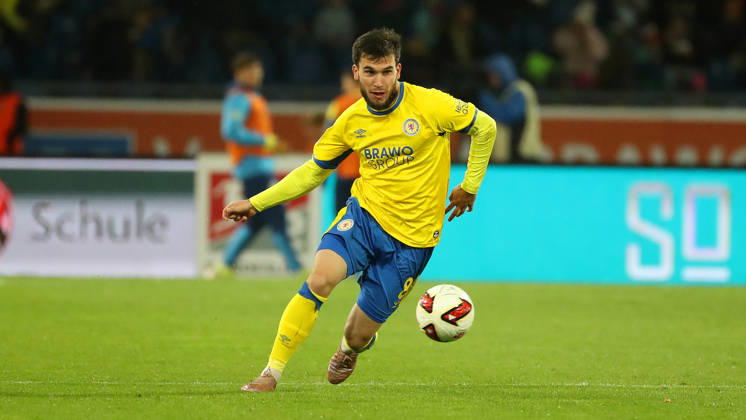 Braunschweig vs. Kiel, 2nd Bundesliga Braunschweig, October 9, 2026, Soccer, Men s, 2nd Bundesliga, 2026–2027 Season, Eintracht Braunschweig vs. Holstein Kiel, Mehmet Can Aydin, Eintracht Braunschweig, DFL, DFB regulations prohibit any use of photographs as image sequences and or quasi-video, Stadion an der Hamburger Straße, Lower Saxony, Germany
