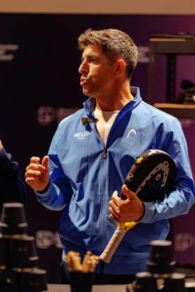 DÜSSELDORF, GERMANY - 9 OCTOBER 2026: Image shows Mauri Andrini (Hello Padel Academy) during CUPRA Germany Premier Padel P2 2026 Day 6: Quarterfinals at CASTELLO Düsseldorf on 9 10 2026 in Düsseldorf, Germany. Germany Copyright: xFröhlichxPascalx