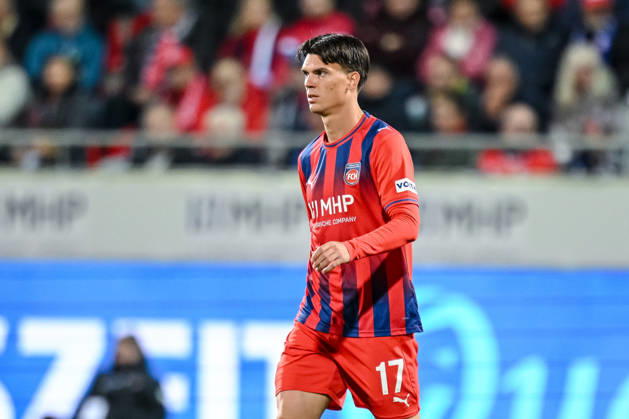 Mathias Honsak of 1 FC Heidenheim 1846 watches during the 2. Bundesliga match between 1 FC Heidenheim and 1 FC Kaiserslautern at the Voith Arena on October 9, 2026, in Heidenheim an der Brenz, Germany Photo by Harry Langer DeFodi Images Mathias Honsak 1 FC Heidenheim 1846 Looks on during the 2nd Bundesliga match between 1 FC Heidenheim and 1 FC Kaiserslautern at Voith Arena on October 9, 2026, in Heidenheim an der Brenz, Germany. Photo by Harry Langer, DeFodi Images. DFB and DFL regulations prohibit any use of photographs as image sequences and or quasi-video. Photo by Harry Langer, DeFodi Images. DFB and DFL regulations prohibit any use of photographs as imSEQUENCES AND OR QUASI-VIDEO