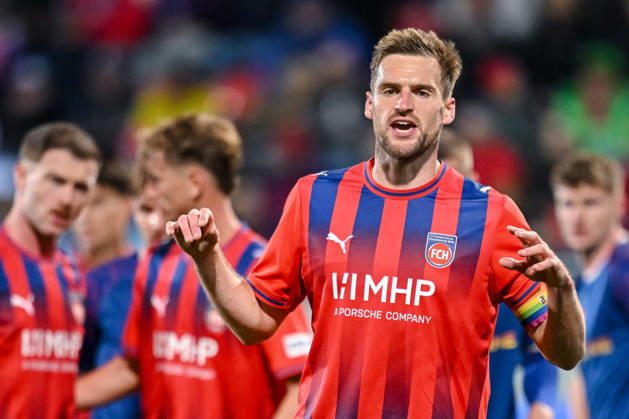 Patrick Mainka of 1 FC Heidenheim 1846 gestures during the 2. Bundesliga match between 1 FC Heidenheim and 1 FC Kaiserslautern at the Voith Arena on October 9, 2026, in Heidenheim an der Brenz, Germany Photo by Harry Langer DeFodi Images Patrick Mainka of 1 FC Heidenheim 1846 gestures during the 2nd Bundesliga match between 1 FC Heidenheim and 1 FC Kaiserslautern at Voith Arena on October 9, 2026, in Heidenheim an der Brenz, Germany. Photo by Harry Langer, DeFodi Images. DFB and DFL regulations prohibit any use of photographs as image sequences and or quasi-video. Photo by Harry Langer, DeFodi Images. DFB and DFL regulations prohibit any use of photographs as imSEQUENCES AND OR QUASI-VIDEO