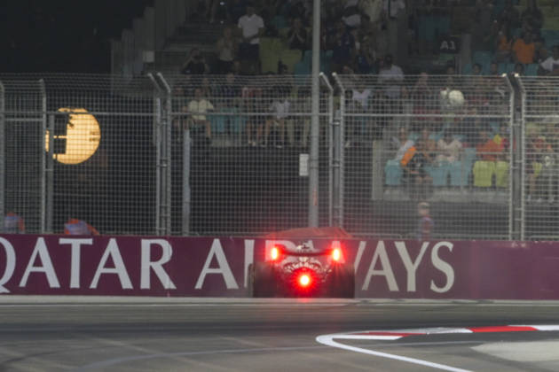 October 9, 2026, Singapore, Tamilnadu, Singapore: Sergio Perez crashed his Cadillac at Turn 4 Turn 5 during SQ1, smashing the front nose into the barriers,Friday, 9 October , Singapore Grand Prix 2026, Marina Bay Street Circuit, Singapore 2026. Singapore Singapore - ZUMAc251 20261009_znp_c251_027 Copyright: xVikramxChandrasekarx