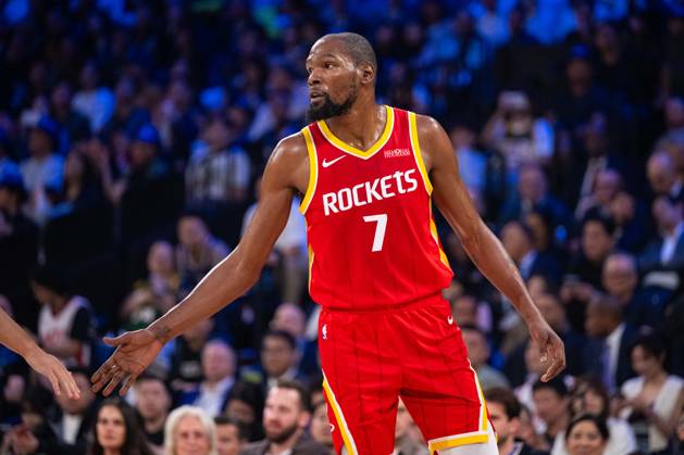 (261010) -- MACAO, Oct. 10, 2026 -- Kevin Durant of Houston Rockets reacts during the 2026-2027 NBA, Basketball Herren, USA preseason game between Houston Rockets and Dallas Mavericks in Macao, south China, Oct. 9, 2026. ) (SP)CHINA-MACAO-BASKETBALL-NBA PRESEASON-LAKERS VS MAVERICKS(CN) CheongxKamxKa