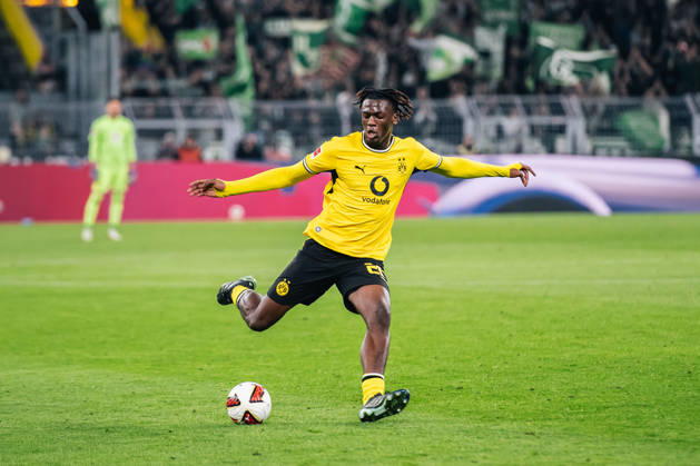 Borussia Dortmund v SV Werder Bremen - Bundesliga 2026 27 Joane Gadou of Borussia Dortmund in action during the Bundesliga match between Borussia Dortmund and SV Werder Bremen at Signal Iduna Park in Dortmund, Germany, on October 9, 2026. Dortmund Germany Copyright: xHeshamxElsherifx originalFilename:elsherif-notitle261009_npf6H