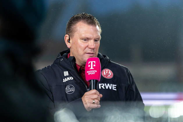 Uwe Koschinat of Rot-Weiss Essen, head coach, in an interview with Magenta Sport GER, SC Preussen Münster vs. Rot-Weiss Essen, soccer, 3. Liga, Matchday 8, 2026–2027 season, October 9, 2026 DFL regulations prohibit the use of photographers to capture image sequences and or quasi-video footage GER, SC Preussen Münster vs. Rot-Weiß Essen, soccer, 3. Liga, Matchday 8, 2026–2027 season, October 9, 2026, Münster Copyright: xEibner-Pressefoto JanxRollingerx EP_JSK