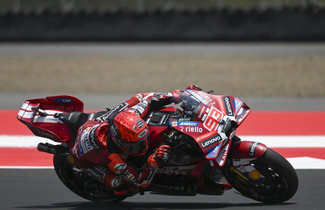 (261010) -- LOMBOK, Oct. 10, 2026 -- Ducati Lenovo Team s Marc Marquez of Spain races during the qualifying 2 at the Pertamina Grand Prix of Indonesia 2026 at Mandalika International circuit in Lombok, Indonesia, Oct. 10, 2026. ) (SP)INDONESIA-LOMBOK-MOTOGP-GRAND PRIX OF INDONESIA-QUALIFYING 2 Zulkarnain