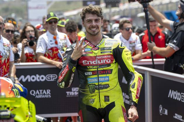 MOTO - MOTO GP - GRAND PRIX OF INDONESIA 2026 DI GIANNANTONIO Fabio (ita), Pertamina Enduro VR46 Racing Team, Ducati Desmosedici GP26, portrait celebrates his third of the qualifications during the 2026 MotoGP Pertamina Grand Prix of Indonesia on the Mandalika circuit from October 9 to 11, at West Nusa Tenggara, Indonesia - West Nusa TenggaraIndonesia Copyright: xGIGIxSOLDANOx