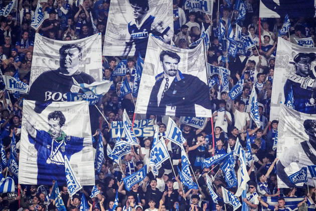 AUSTRALIA CUP SOUTH MELBOURNE VICTORY, South Melbourne FC supporters in the crowd during the Australia Cup final match between South Melbourne FC and Melbourne Victory FC at AAMI Park in Melbourne, Saturday, October 10, 2026. ( NO ARCHIVING, EDITORIAL USE ONLY MELBOURNE VICTORIA Australia Copyright: xSCOTTxBARBOURx 20261010173969329146