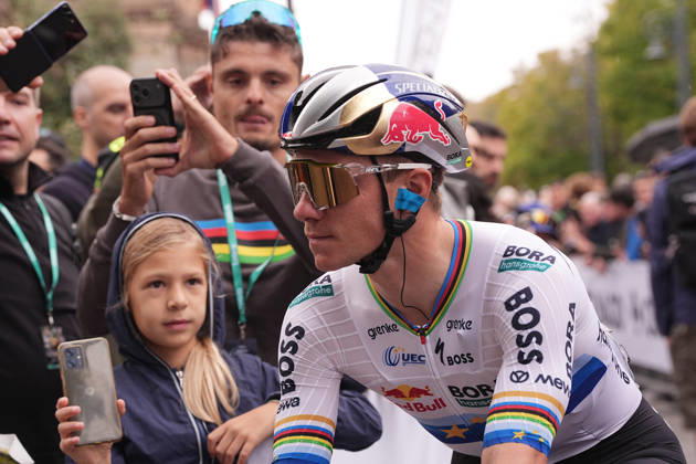 Belgium s Remco Evenepoel of Red Bull - Bora - Hansgrohe during the 120th edition of the Il Lombardia, Tour of Lombardy cycling race, a 239 km one day race from Bergamo to Como on October 10, 2026, Italy. Copyright: xMarcoxAlpozzi xLaPressex