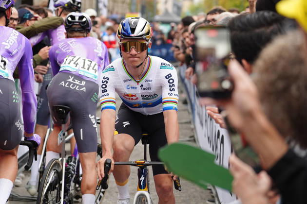 Belgium s Remco Evenepoel of Red Bull - Bora - Hansgrohe during the 120th edition of the Il Lombardia, Tour of Lombardy cycling race, a 239 km one day race from Bergamo to Como on October 10, 2026, Italy. Copyright: xGianxMattiaxD™Alberto LaPressex