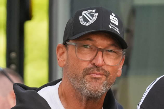 German Soccer 2nd Division 2026–2027, Matchday 7: SV Darmstadt 98 vs. FC Energie Cottbus at Merck Stadium am Böllenfalltor in Darmstadt; Claus Dieter Wollitz, FCE Head Coach—portrait photo, portrait, individual shot, portrait Copyright: xTobiasxWentzellx