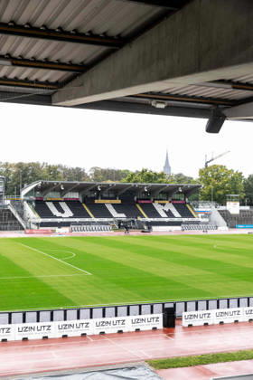 SSV Ulm 1846 Soccer vs. Eintracht Frankfurt II, Soccer, Regionalliga Southwest, Matchday 11, Donaustadion Ulm, October 26, 2010. The Donaustadion Ulm, home stadium of SSV Ulm 1846 Soccer. Interior view of the main grandstand. SSV Ulm 1846 Soccer vs. Eintracht Frankfurt II, Soccer, Regionalliga Southwest, Matchday 11, Donaustadion Ulm, October 26, Photo by Lucca Fundel, Ulm, Donaustadion, Baden-Württemberg, Germany