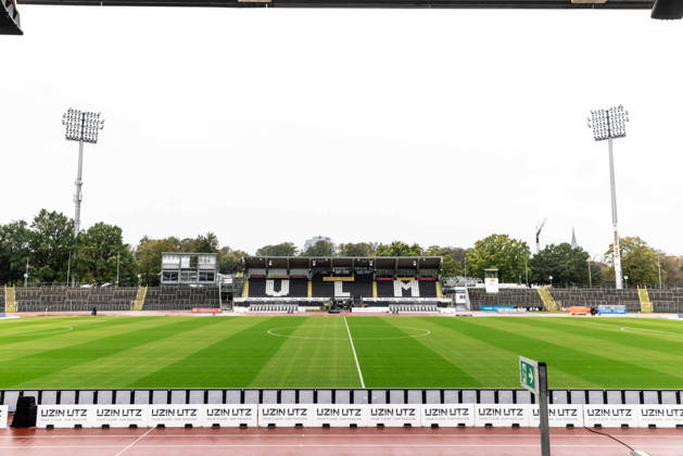 SSV Ulm 1846 Soccer vs. Eintracht Frankfurt II, Soccer, Regionalliga Southwest, Matchday 11, Donaustadion Ulm, October 26, 2010. The Donaustadion Ulm, home stadium of SSV Ulm 1846 Soccer. Interior view of the main grandstand. Wide shot. SSV Ulm 1846 Soccer vs. Eintracht Frankfurt II, Soccer, Regionalliga Southwest, Matchday 11, Donaustadion Ulm, October 26, Photo by Lucca Fundel, Ulm, Donaustadion, Baden-Württemberg, Germany