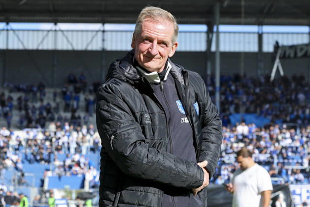 Coach Petrik Sander of 1 FC Magdeburg watches during the 2. Bundesliga match between 1 FC Magdeburg and Hannover 96, Avnet Arena on October 10, 2026, in Magdeburg, Germany. Photo by Marco Steinbrenner, DeFodi Images. Coach Petrik Sander of 1 FC Magdeburg looks on during the 2nd Bundesliga match between 1 FC Magdeburg and Hannover 96 at Avnet Arena on October 10, 2026 in Magdeburg, Germany. Photo by Marco Steinbrenner, DeFodi Images. DFB and DFL regulations prohibit any use of photographs as image sequences and or quasi-video. Photo by Marco Steinbrenner, DeFodi Images.